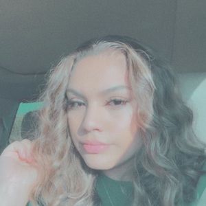 Meet your Posher, Fatima